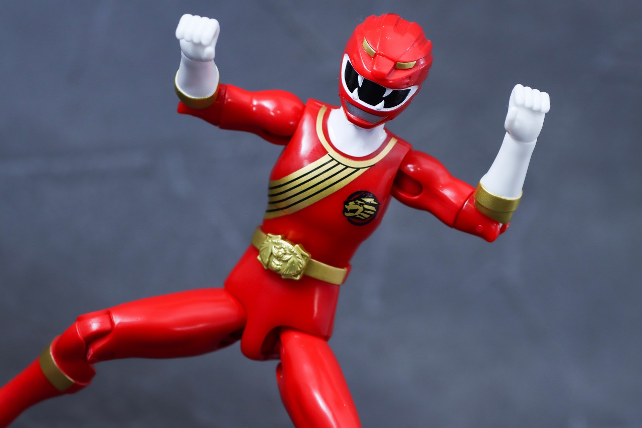 アクションヒーロー　ガオレッド　レビュー　アクション