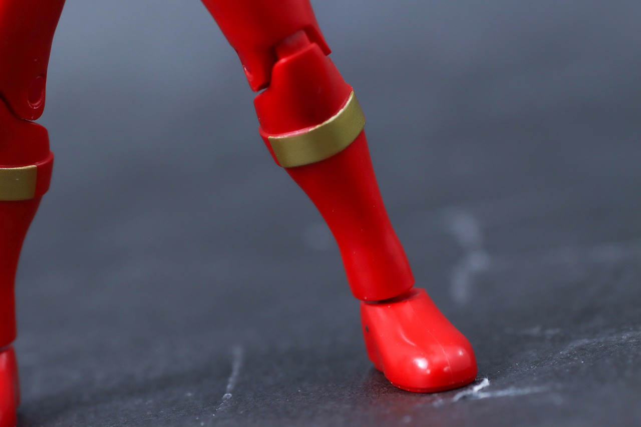 アクションヒーロー　ガオレッド　レビュー　本体