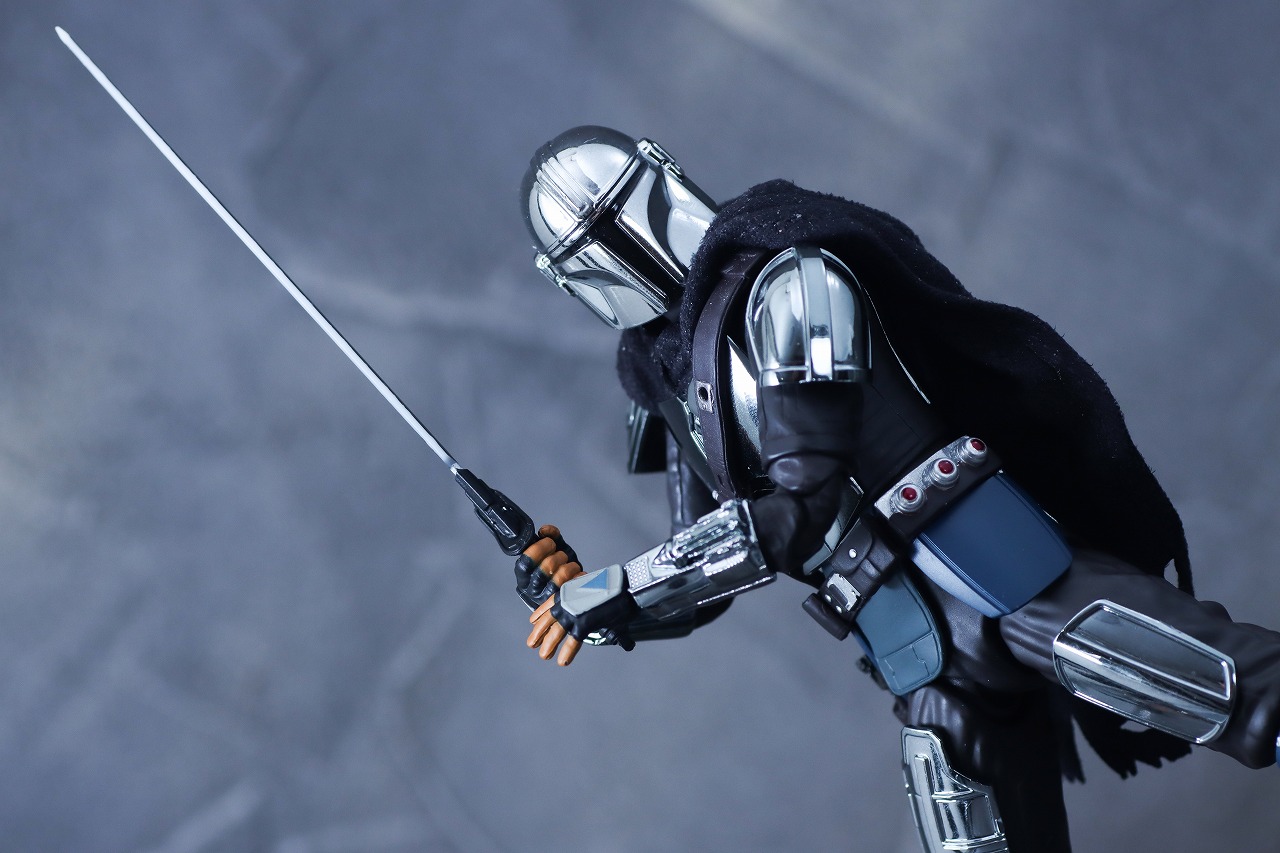 MAFEX　マンダロリアン CHROME（クロームメッキ） ver.　レビュー　アクション