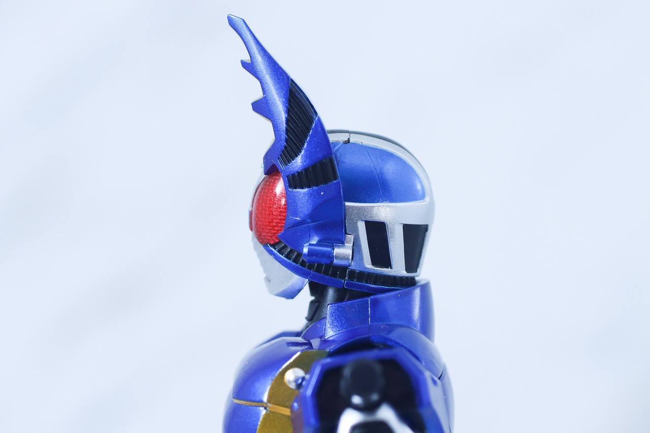 S.H.フィギュアーツ 真骨彫製法　仮面ライダーガタック ライダーフォーム　真骨彫10th Anniversary ver.　レビュー　可動範囲