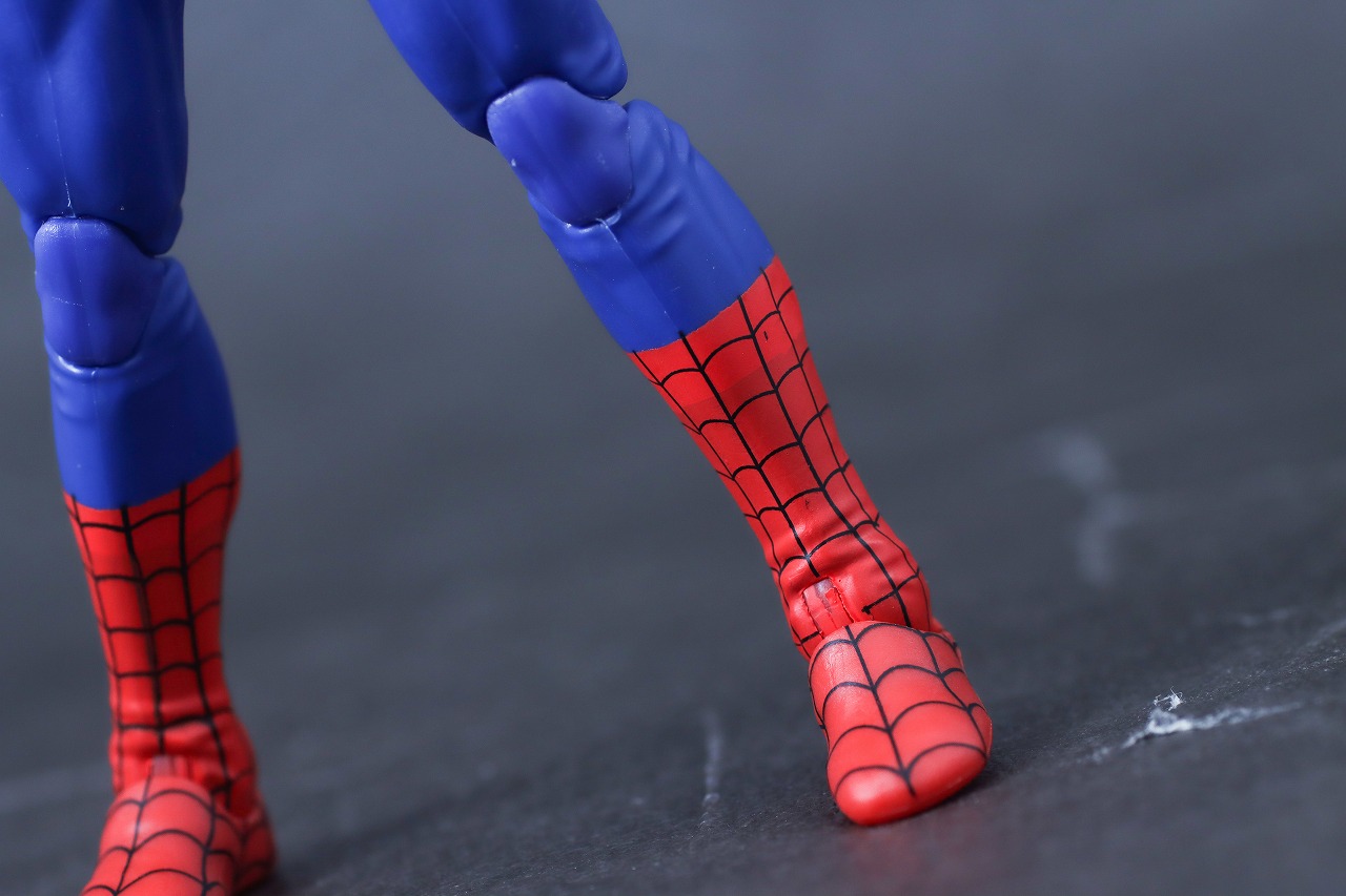 マーベルレジェンド　スパイダーマン　1977　レビュー　本体