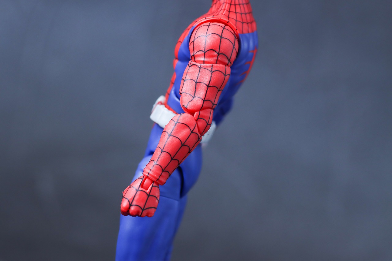 マーベルレジェンド　スパイダーマン　1977　レビュー　本体