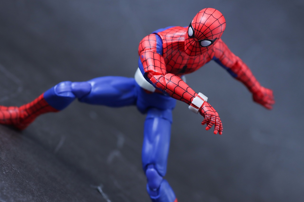 マーベルレジェンド　スパイダーマン　1977　レビュー　アクション