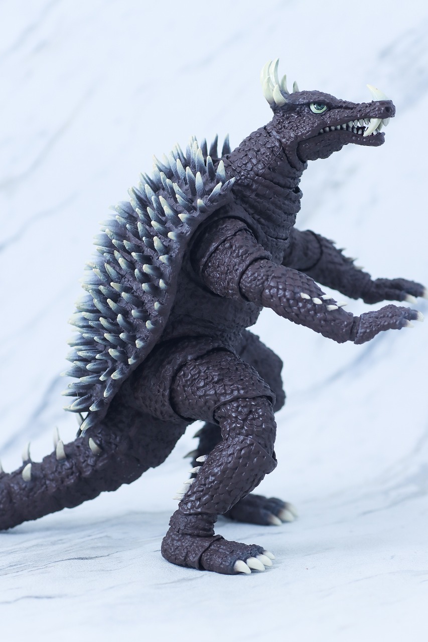 S.H.モンスターアーツ　アンギラス（1972）　レビュー　本体