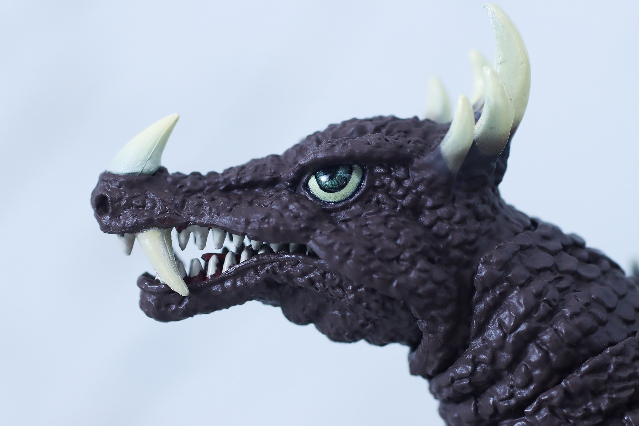 S.H.モンスターアーツ　アンギラス（1972）　レビュー　本体