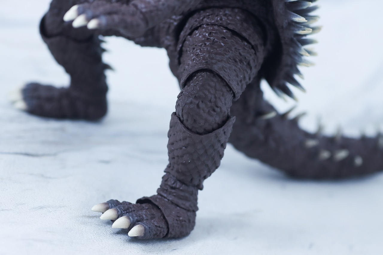 S.H.モンスターアーツ　アンギラス（1972）　レビュー　本体