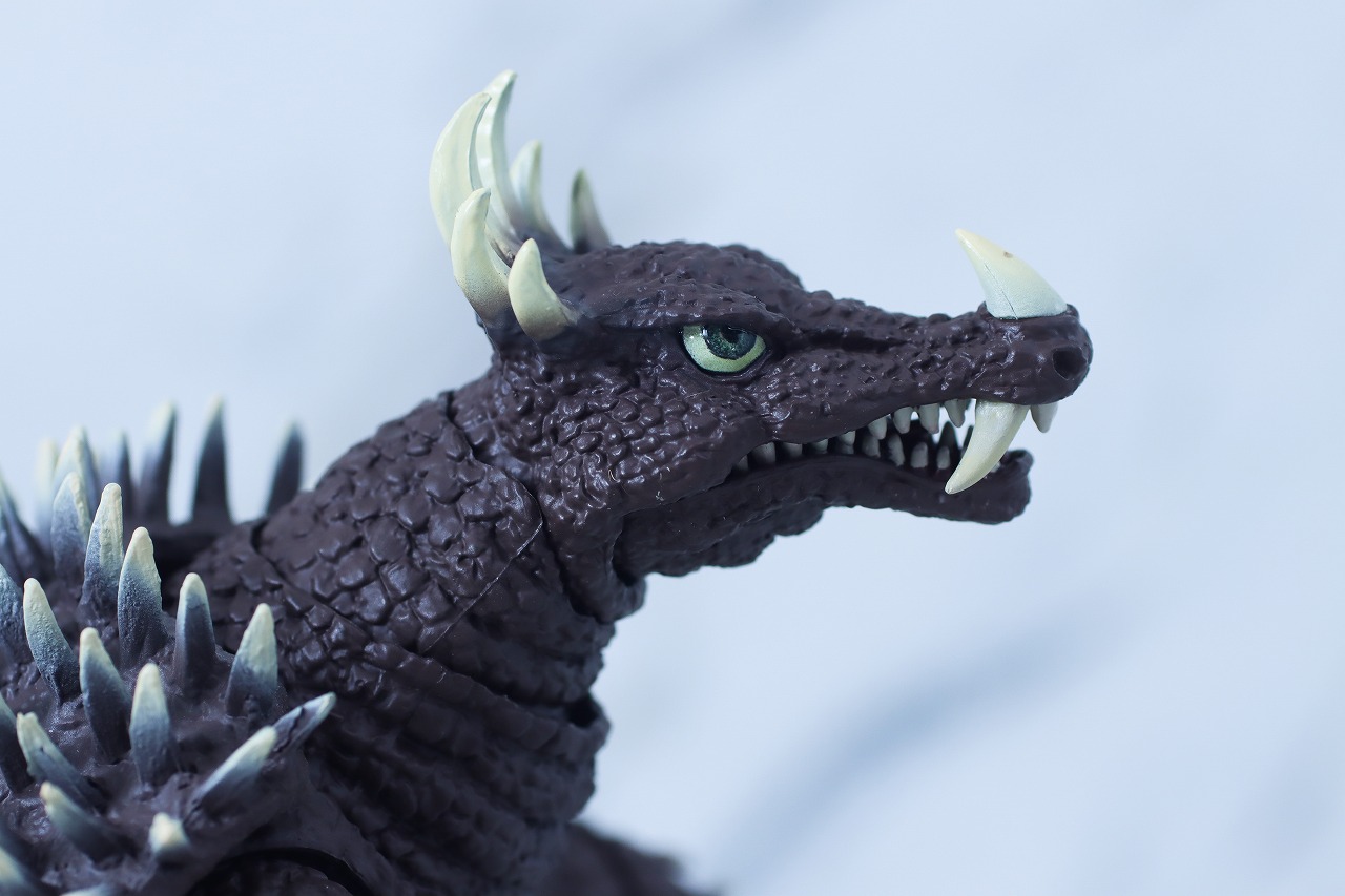 S.H.モンスターアーツ　アンギラス（1972）　レビュー　本体