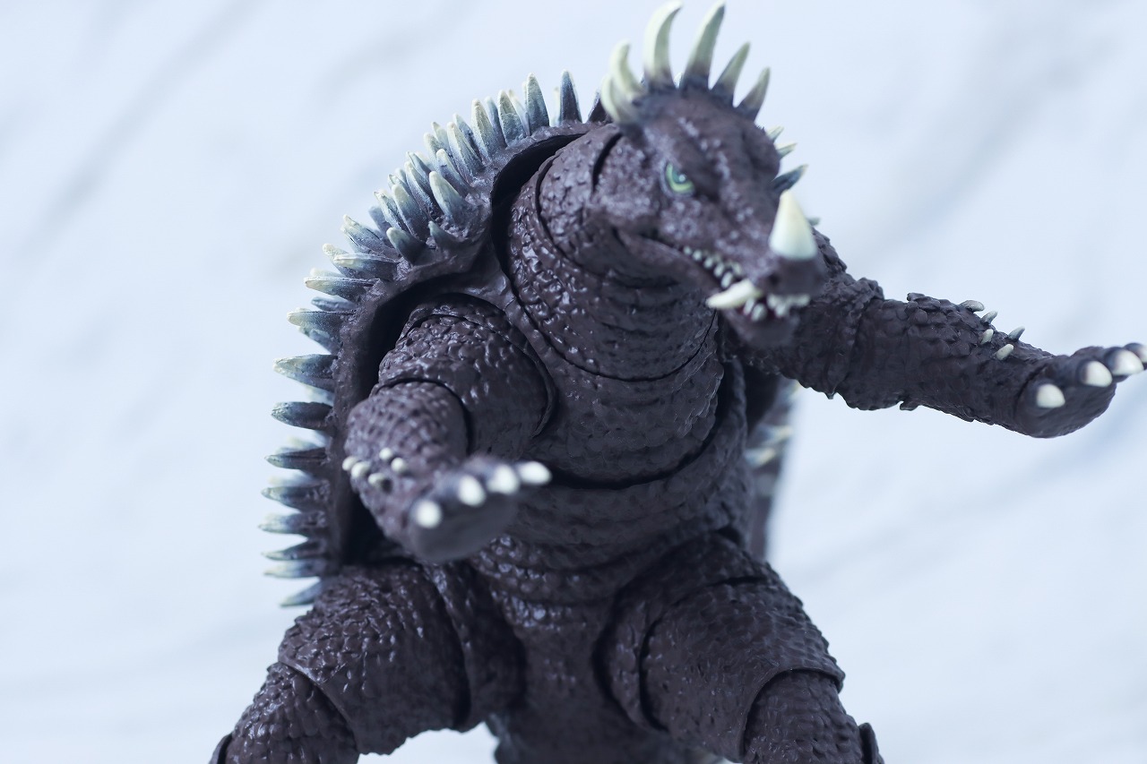 S.H.モンスターアーツ　アンギラス（1972）　レビュー　可動範囲