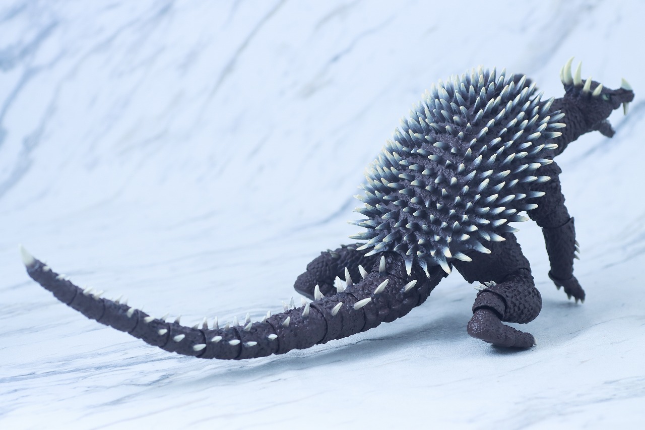 S.H.モンスターアーツ　アンギラス（1972）　レビュー　本体