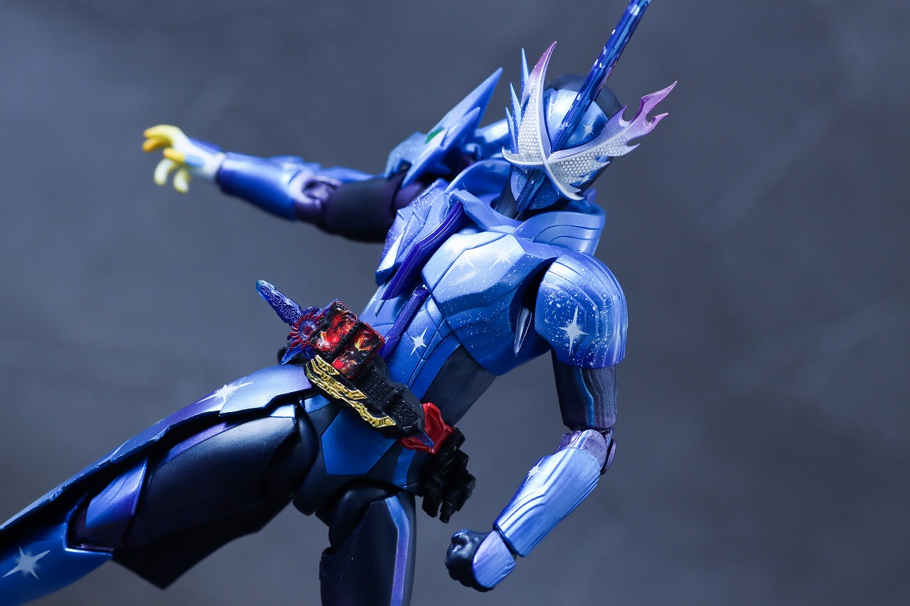 S.H.フィギュアーツ　仮面ライダークロスセイバー　レビュー　アクション