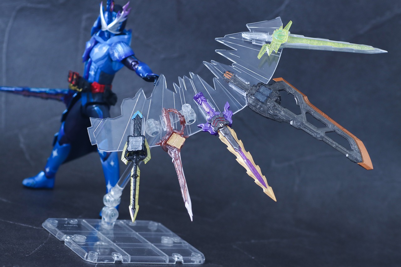 S.H.フィギュアーツ 仮面ライダークロスセイバー10聖剣セット　レビュー　アクション