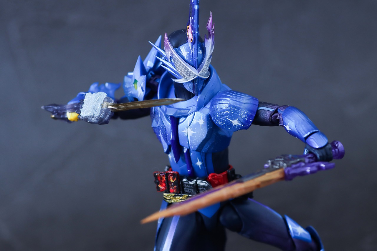 S.H.フィギュアーツ 仮面ライダークロスセイバー10聖剣セット　レビュー　アクション