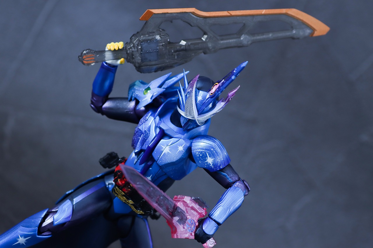 S.H.フィギュアーツ 仮面ライダークロスセイバー10聖剣セット　レビュー　アクション