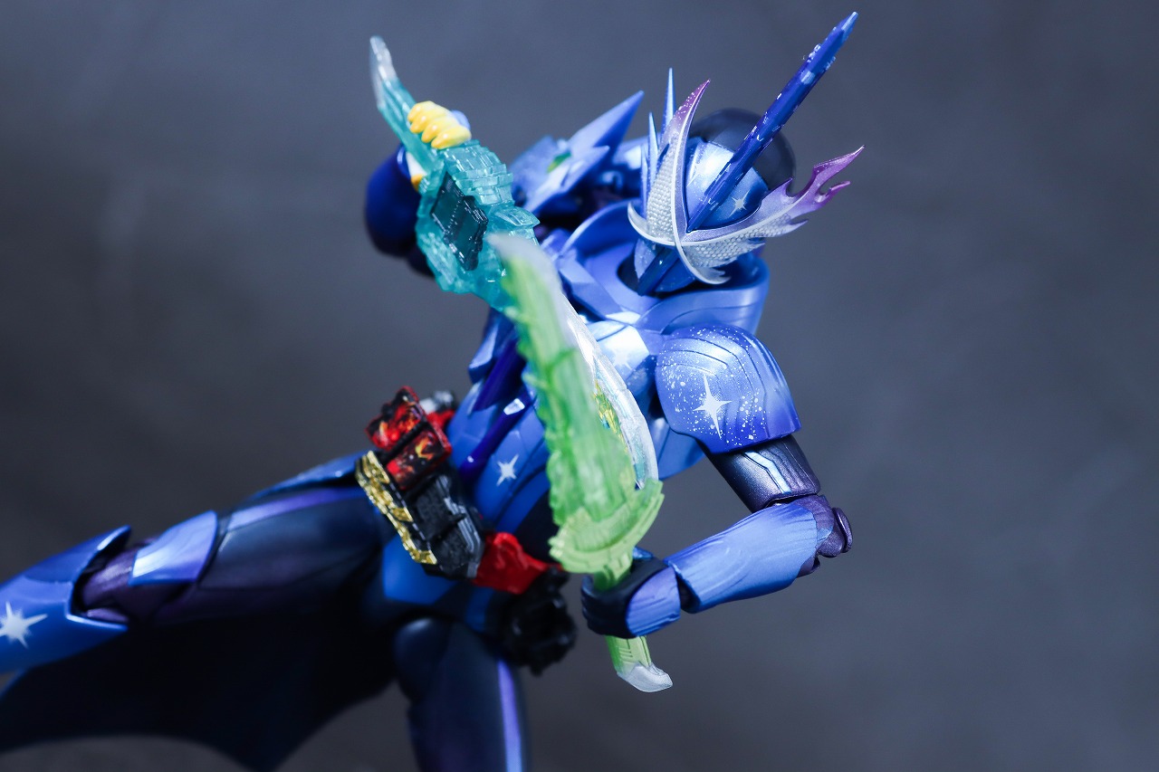 S.H.フィギュアーツ 仮面ライダークロスセイバー10聖剣セット　レビュー　アクション