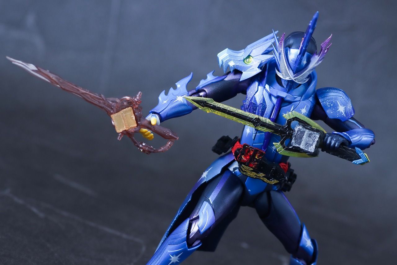 S.H.フィギュアーツ 仮面ライダークロスセイバー10聖剣セット　レビュー　アクション