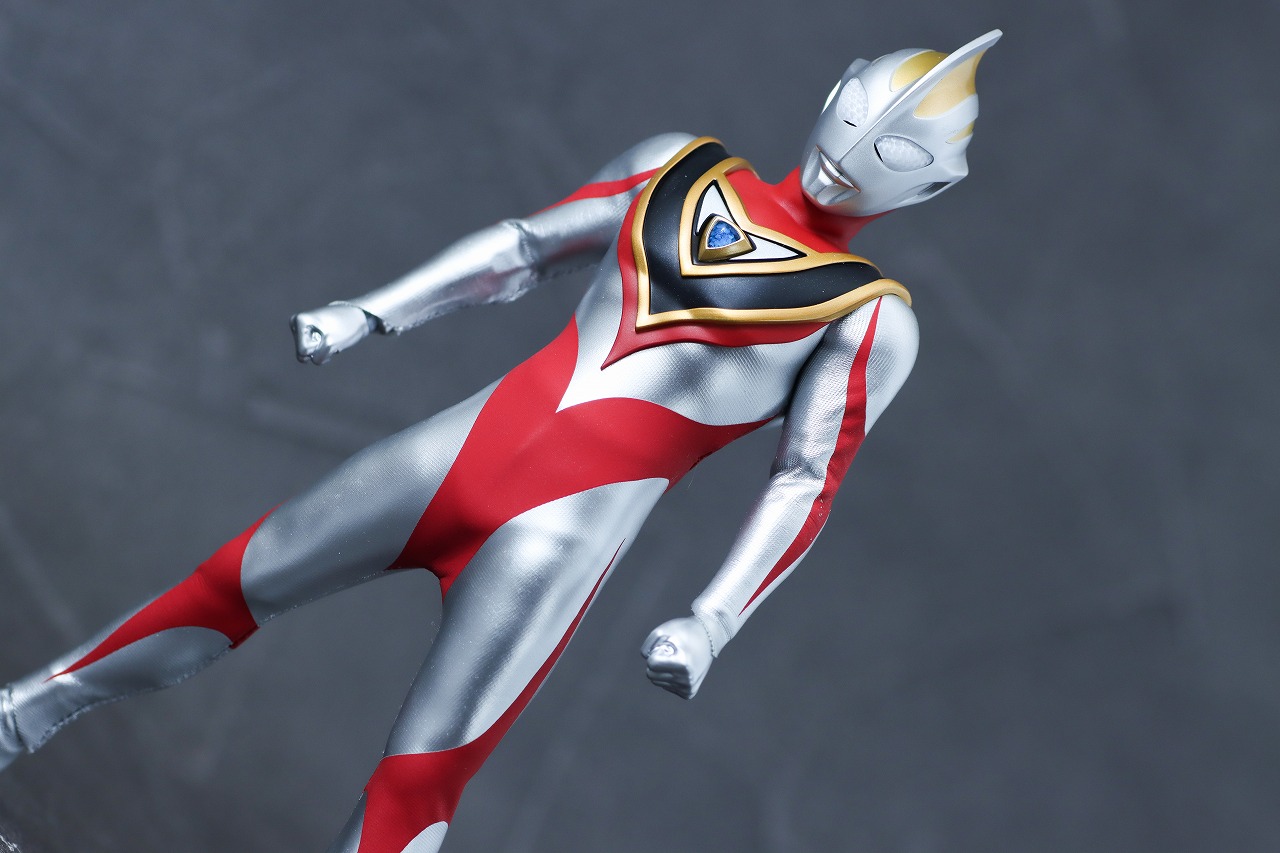 alphamax　アルファマックス　ウルトラマンガイア V2　レビュー　アクション