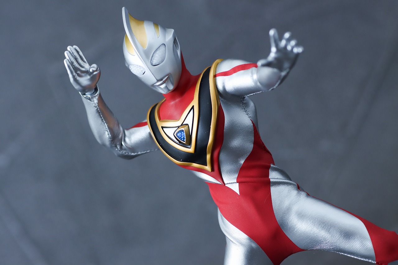 alphamax　アルファマックス　ウルトラマンガイア V2　レビュー　アクション