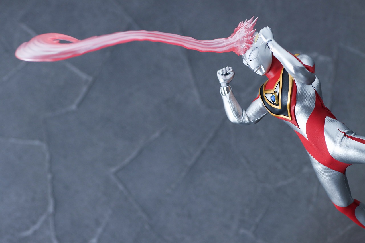 alphamax　アルファマックス　ウルトラマンガイア V2　レビュー　アクション