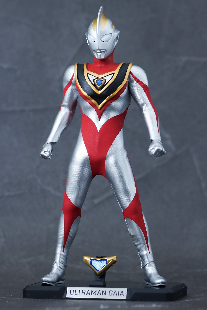 alphamax　アルファマックス　ウルトラマンガイア V2　レビュー　アクション