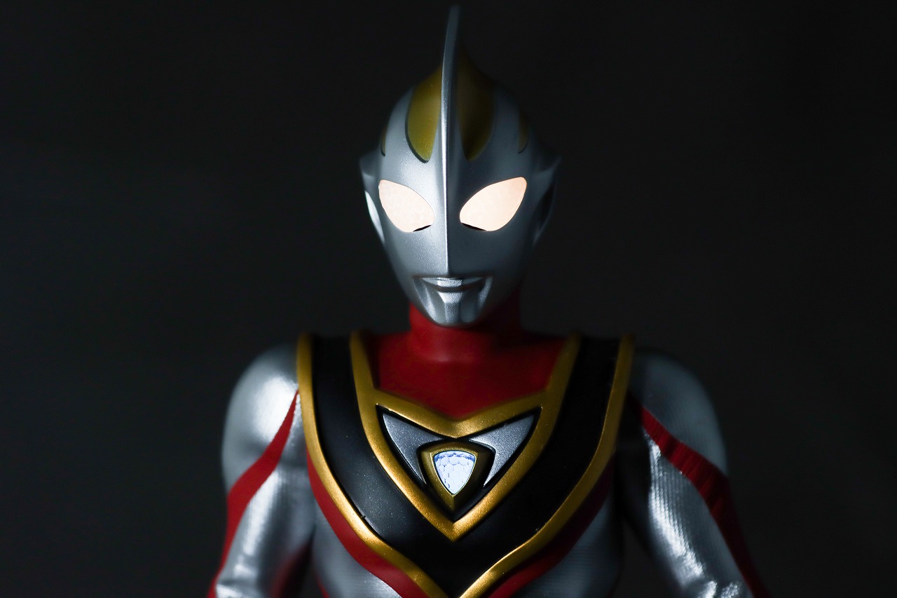 alphamax　アルファマックス　ウルトラマンガイア V2　レビュー　発光ギミック