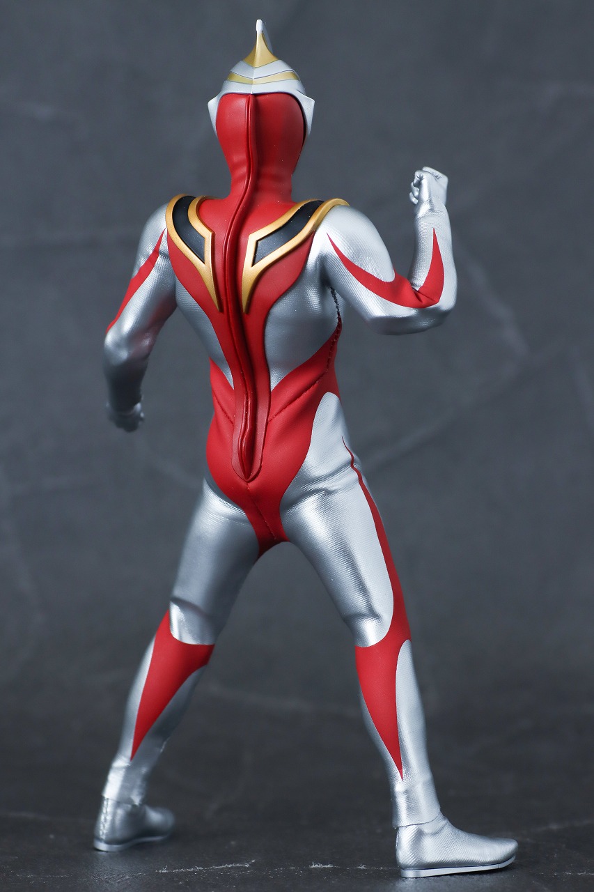 alphamax　アルファマックス　ウルトラマンガイア V2　レビュー　本体