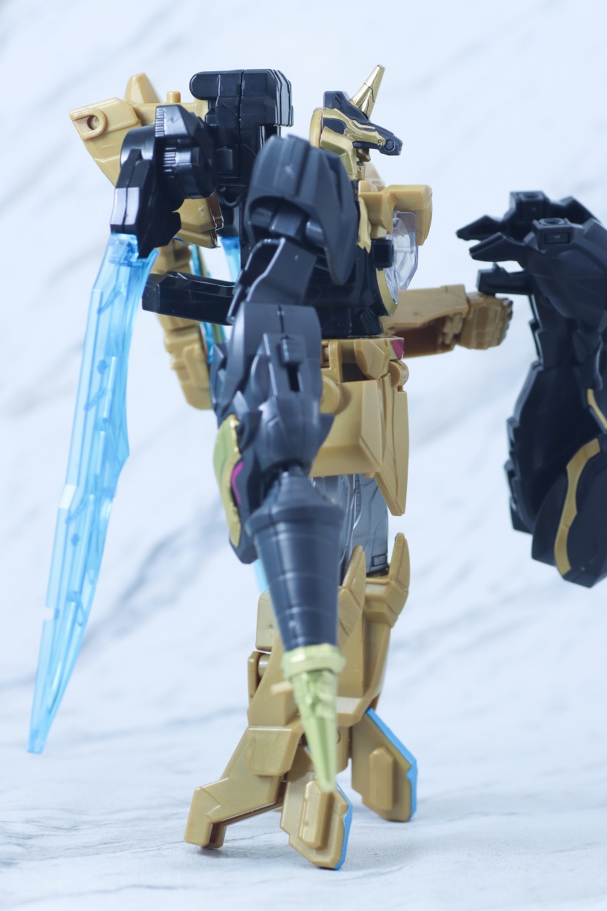 ミニプラ　ユニコーンドリル50（テガソードブラック）　レビュー　本体