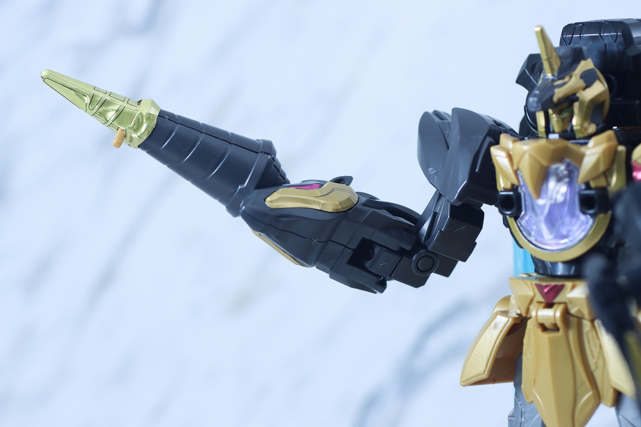 ミニプラ　ユニコーンドリル50（テガソードブラック）　レビュー　本体 可動範囲