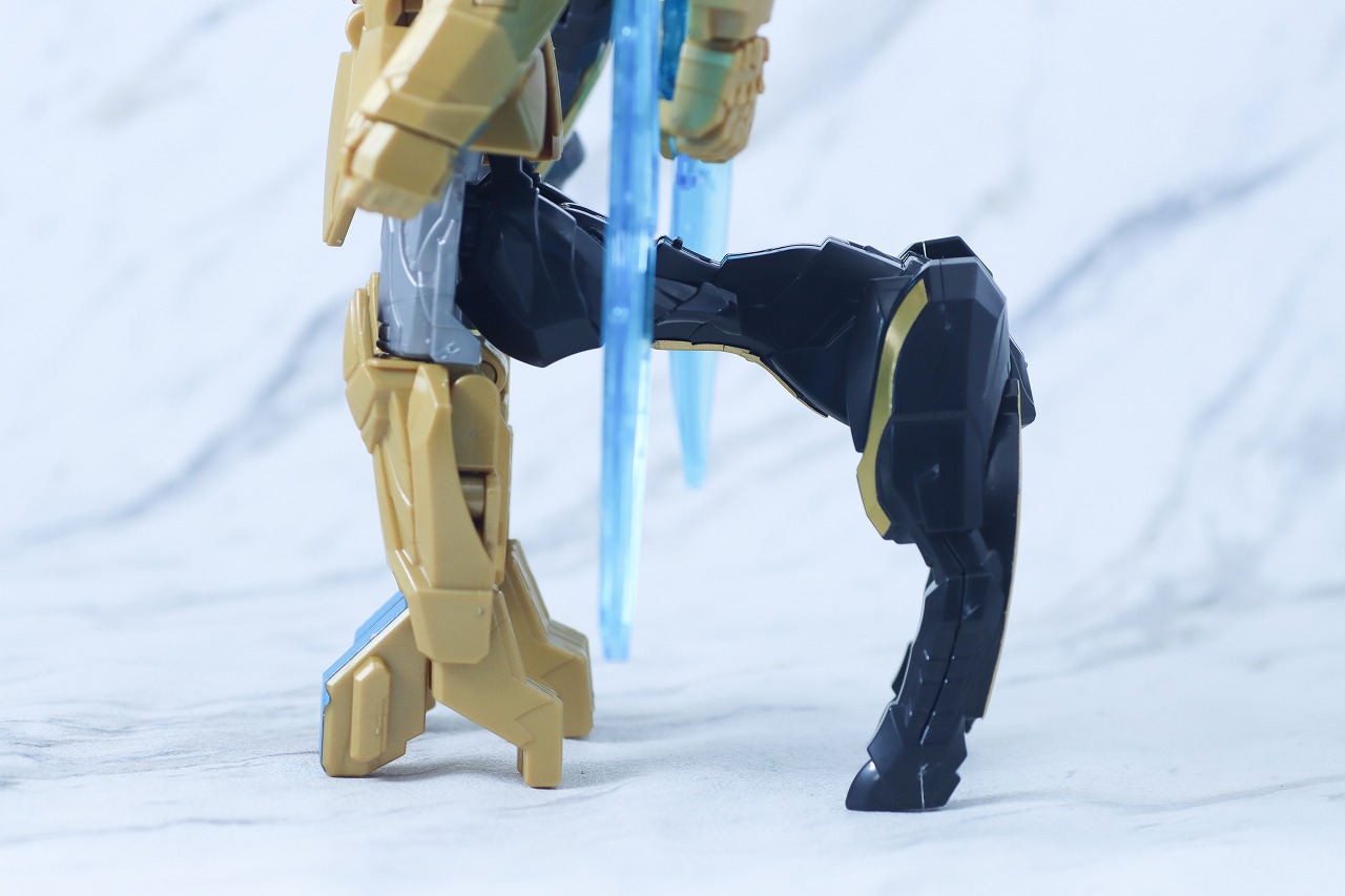 ミニプラ　テガソードブラック　ユニコーンドリル50　レビュー　アクション　突進モード