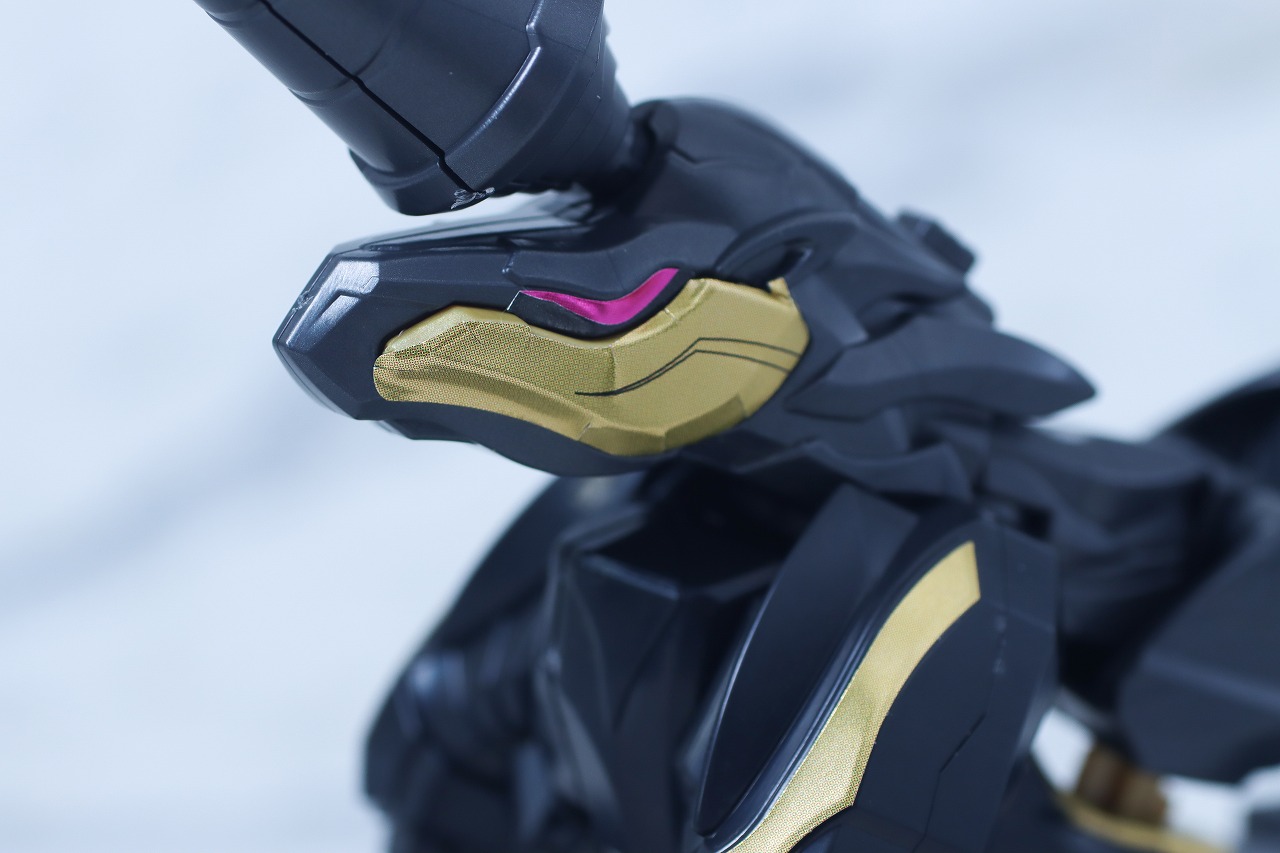 ミニプラ　ユニコーンドリル50（テガソードブラック）　レビュー　本体