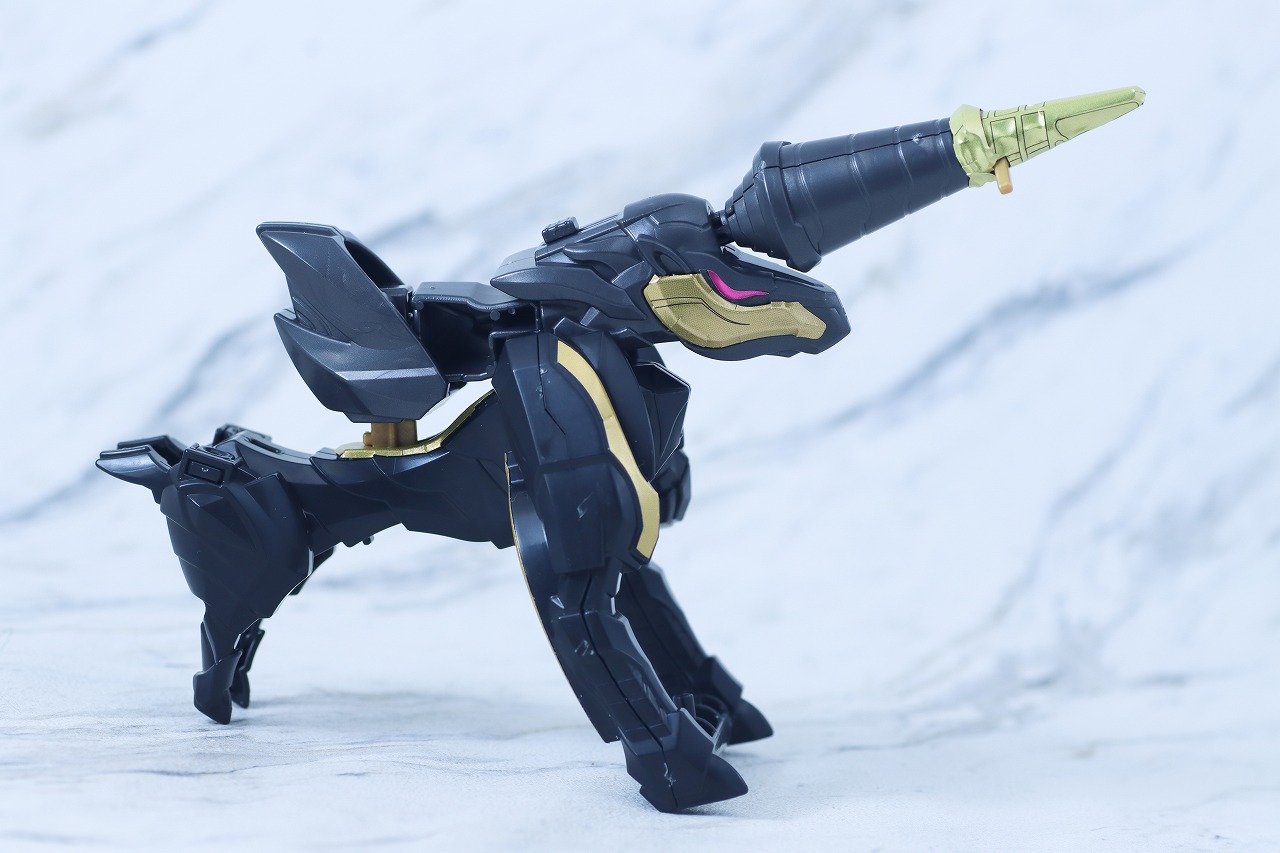 ミニプラ　ユニコーンドリル50（テガソードブラック）　レビュー　本体