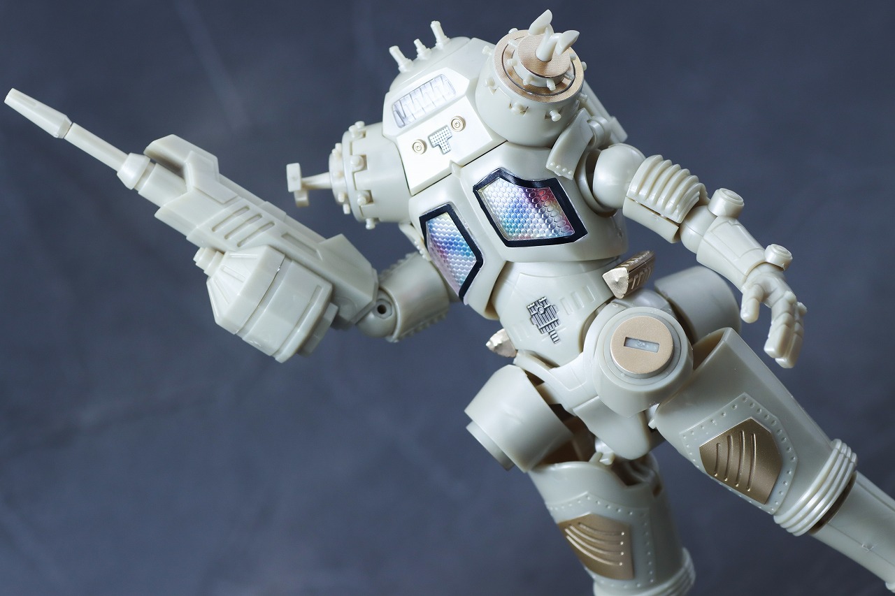 SMP　キングジョー　レビュー　アクション” width=