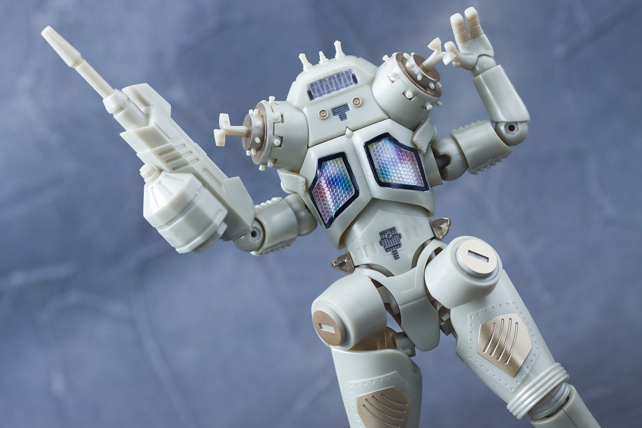 SMP　キングジョー　レビュー　アクション” width=