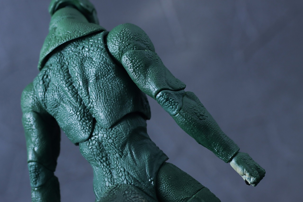 マーベルレジェンド　リザード　スパイダーマン：ノー・ウェイ・ホーム　レビュー　本体