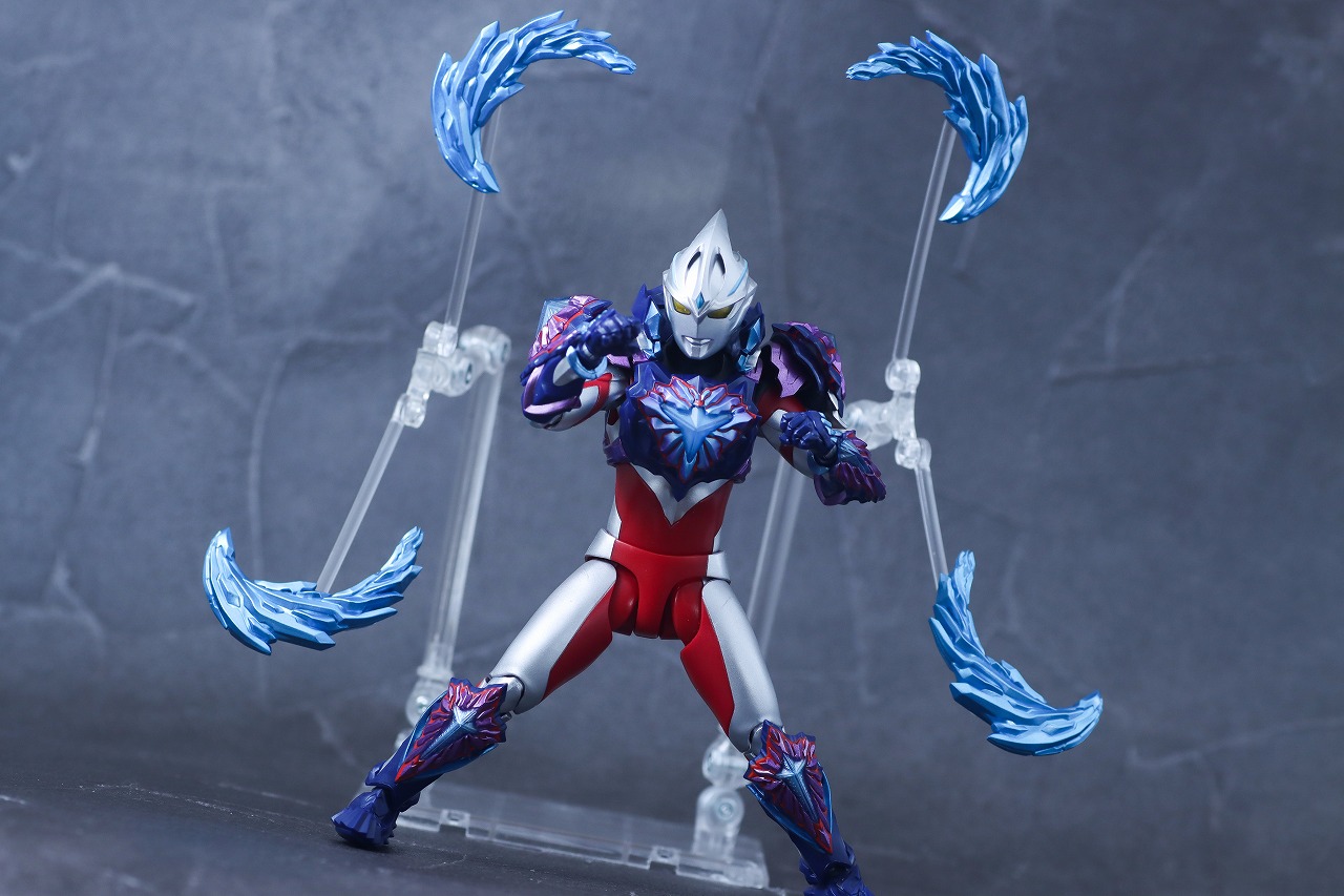 S.H.フィギュアーツ　ギャラクシーアーマー（ウルトラマンアーク）　レビュー　アクション