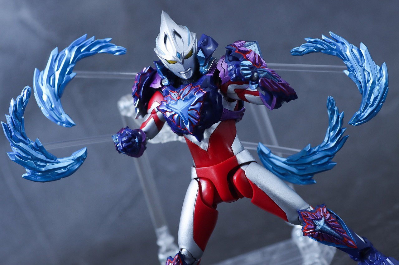 S.H.フィギュアーツ　ギャラクシーアーマー（ウルトラマンアーク）　レビュー　アクション