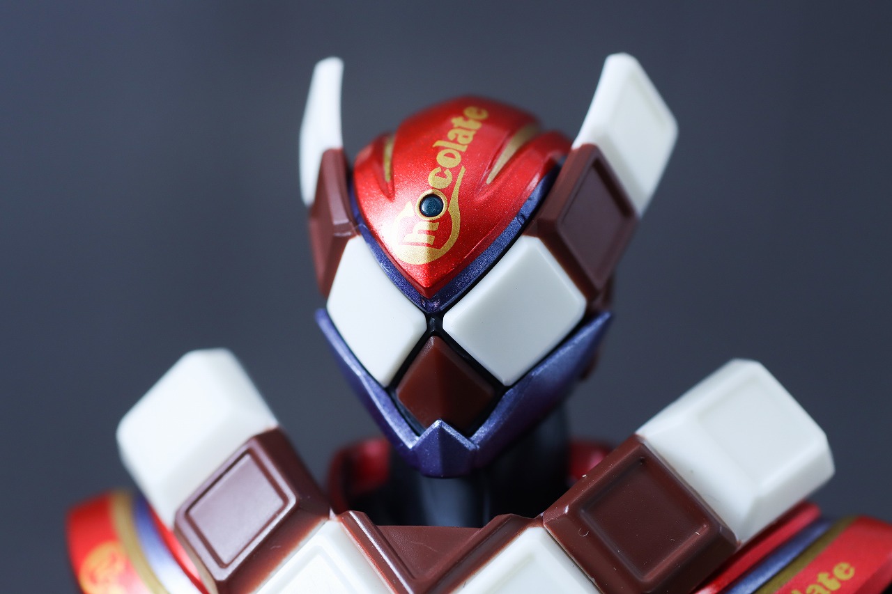 S.H.フィギュアーツ　仮面ライダーヴァレン チョコドンフォーム　レビュー　本体