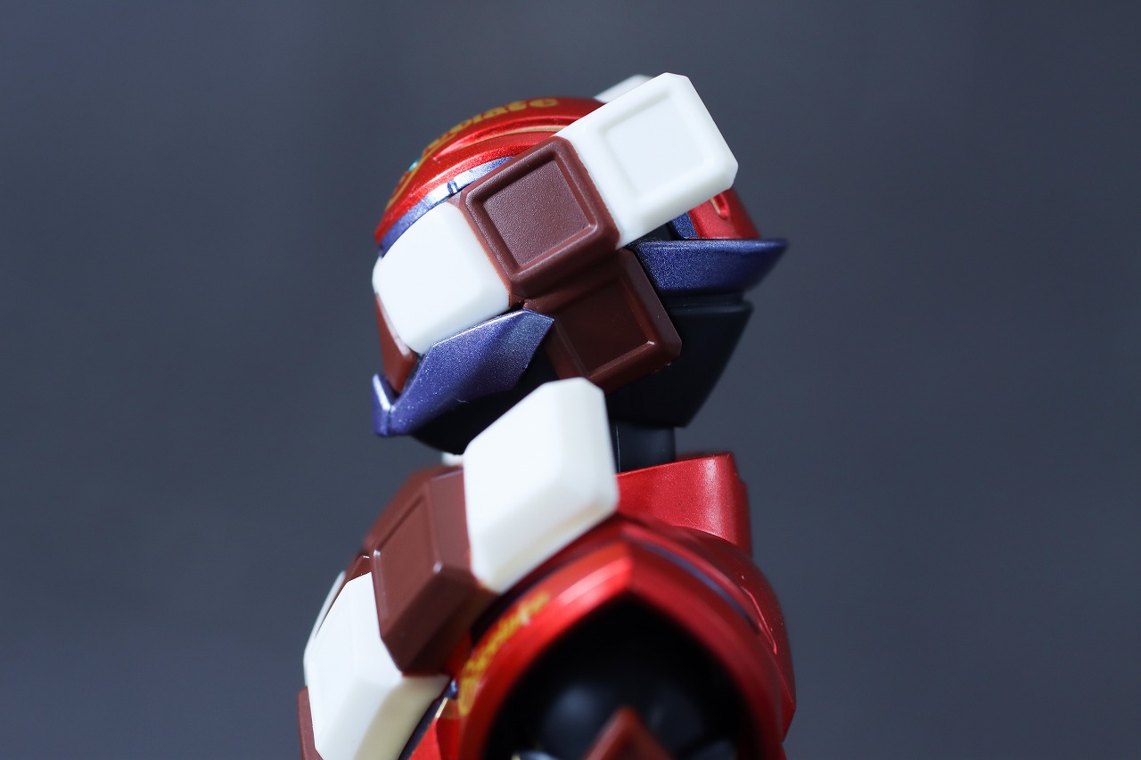 S.H.フィギュアーツ　仮面ライダーヴァレン チョコドンフォーム　レビュー　可動範囲