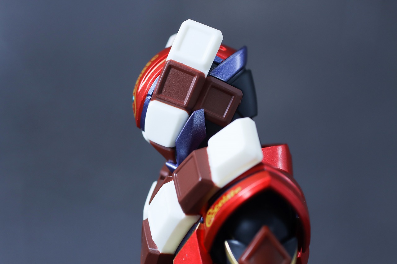 S.H.フィギュアーツ　仮面ライダーヴァレン チョコドンフォーム　レビュー　可動範囲