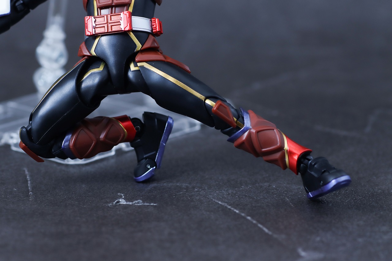 S.H.フィギュアーツ　仮面ライダーヴァレン チョコドンフォーム　レビュー　可動範囲