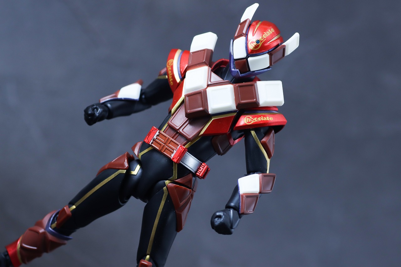 S.H.フィギュアーツ　仮面ライダーヴァレン チョコドンフォーム　レビュー　アクション