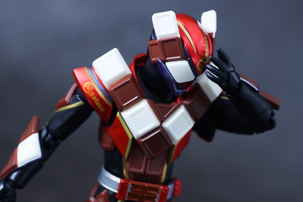 S.H.フィギュアーツ　仮面ライダーヴァレン チョコドンフォーム　レビュー　アクション