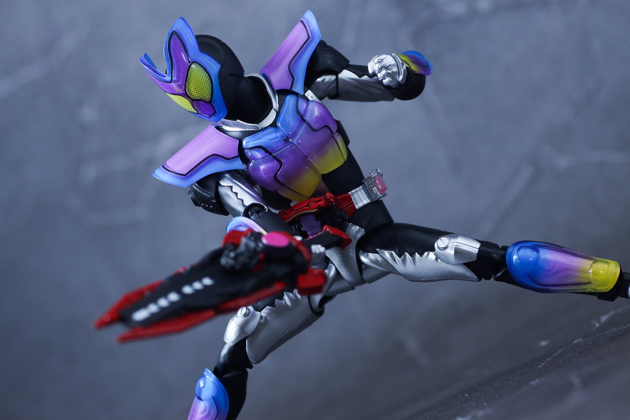 S.H.フィギュアーツ　仮面ライダーヴァレン チョコドンフォーム　レビュー　アクション 仮面ライダーガヴ