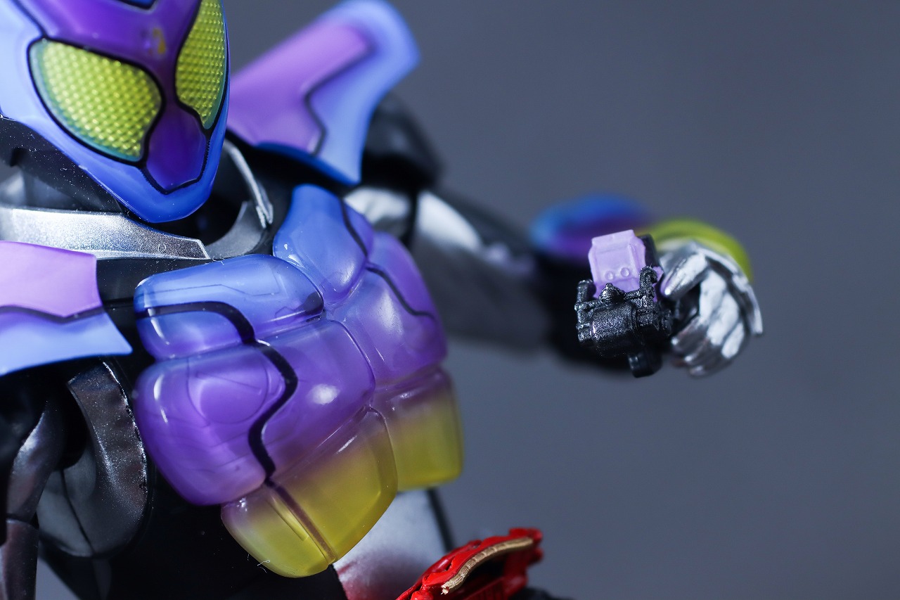 S.H.フィギュアーツ　仮面ライダーヴァレン チョコドンフォーム　レビュー　アクション 仮面ライダーガヴ