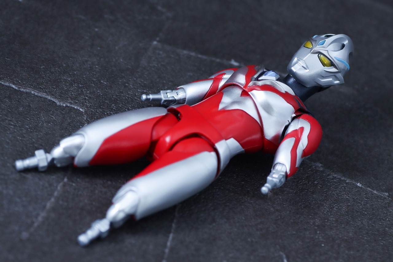 S.H.フィギュアーツ　ギャラクシーアーマー（ウルトラマンアーク）　レビュー　換装ギミック