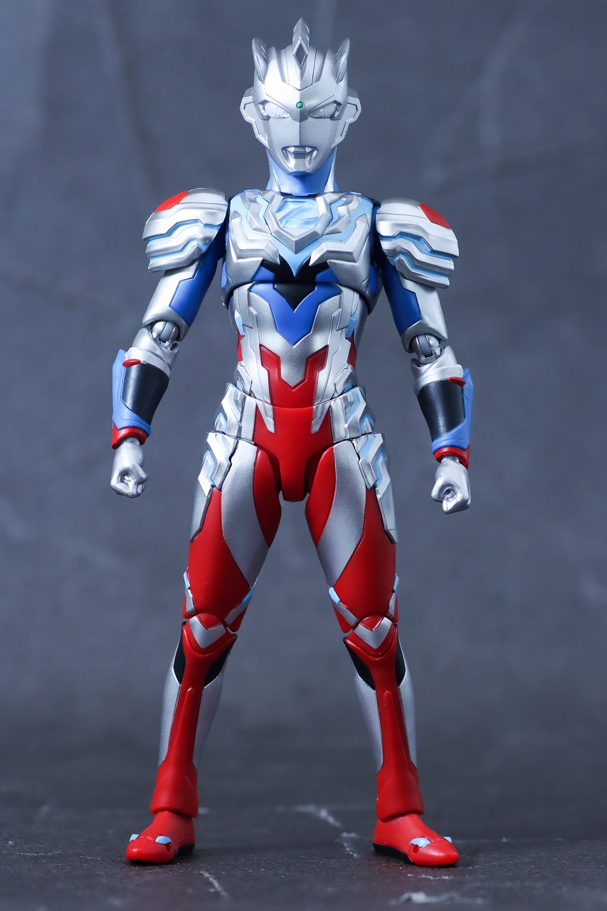 S.H.フィギュアーツ　ウルトラマンゼット アルファエッジ（ニュージェネレーション スターズver.）　レビュー　本体