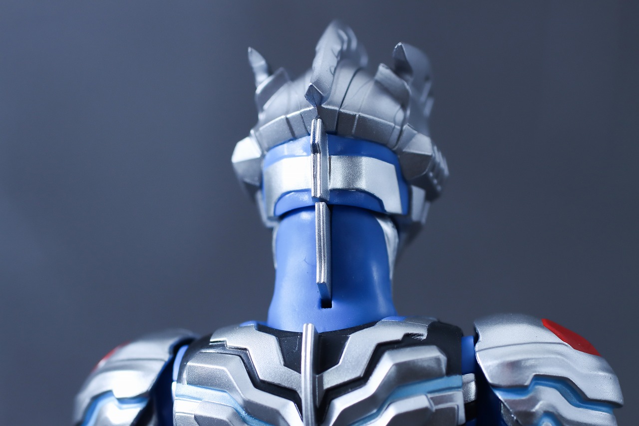 S.H.フィギュアーツ　ウルトラマンゼット アルファエッジ（ニュージェネレーション スターズver.）　レビュー　本体