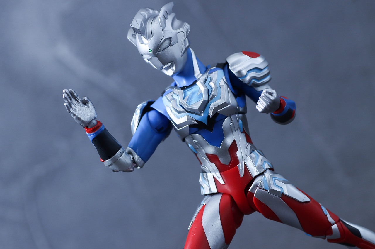 S.H.フィギュアーツ　ウルトラマンゼット アルファエッジ（ニュージェネレーション スターズver.）　レビュー　アクション