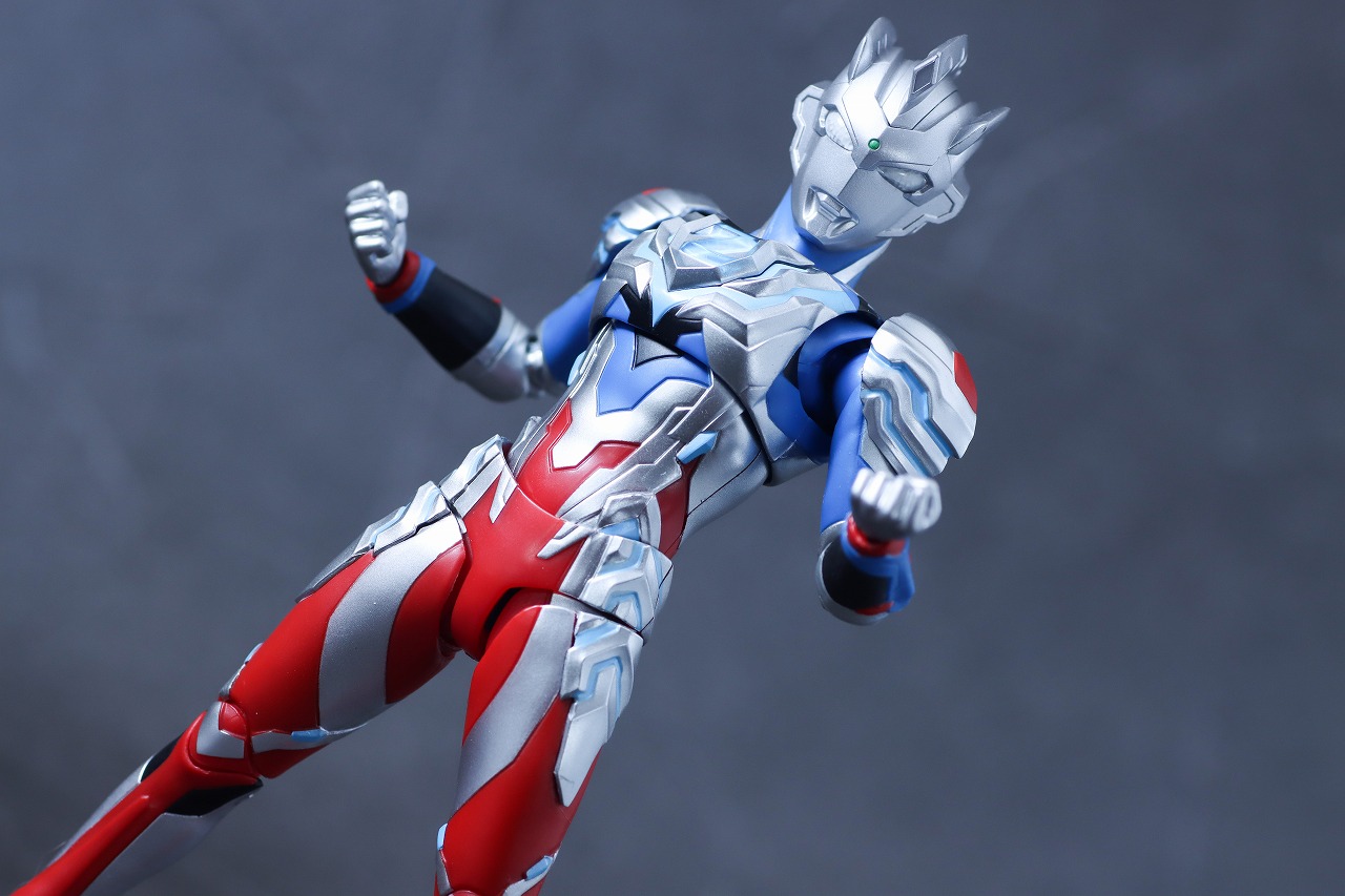 S.H.フィギュアーツ　ウルトラマンゼット アルファエッジ（ニュージェネレーション スターズver.）　レビュー　アクション