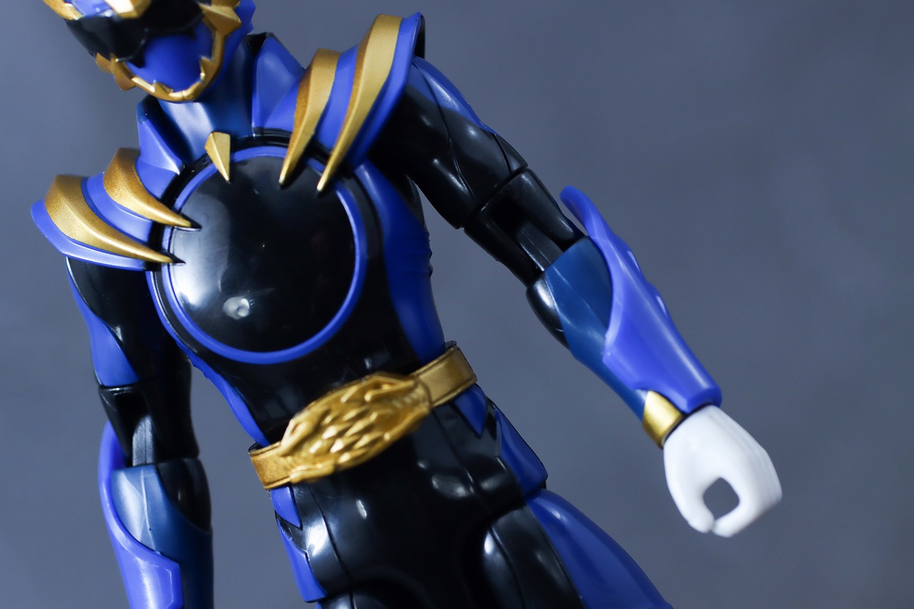 アクションヒーロー　ゴジュウレオン　レビュー　本体