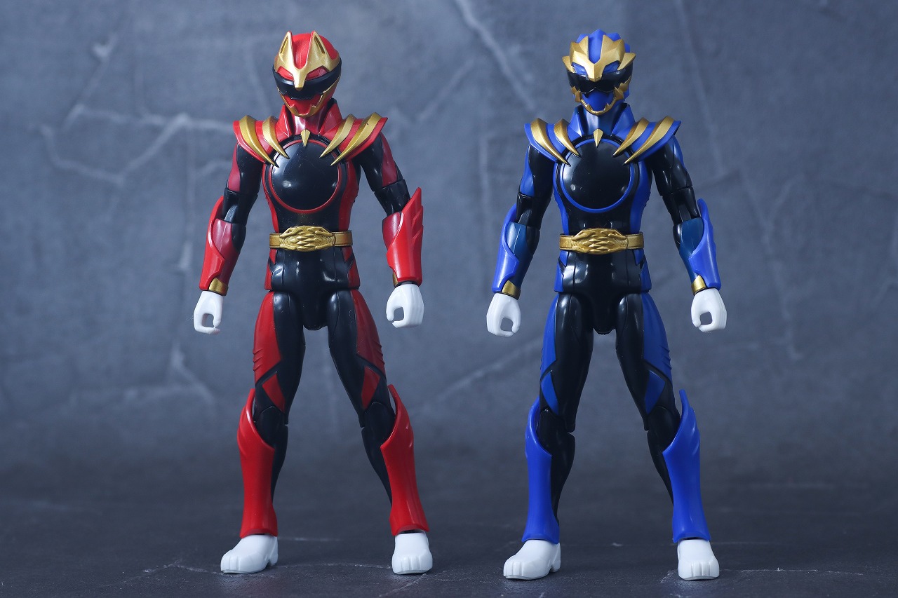 アクションヒーロー　ゴジュウレオン　レビュー　本体　ゴジュウウルフ　比較